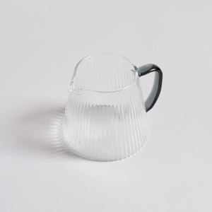 Lecherita de borosilicato